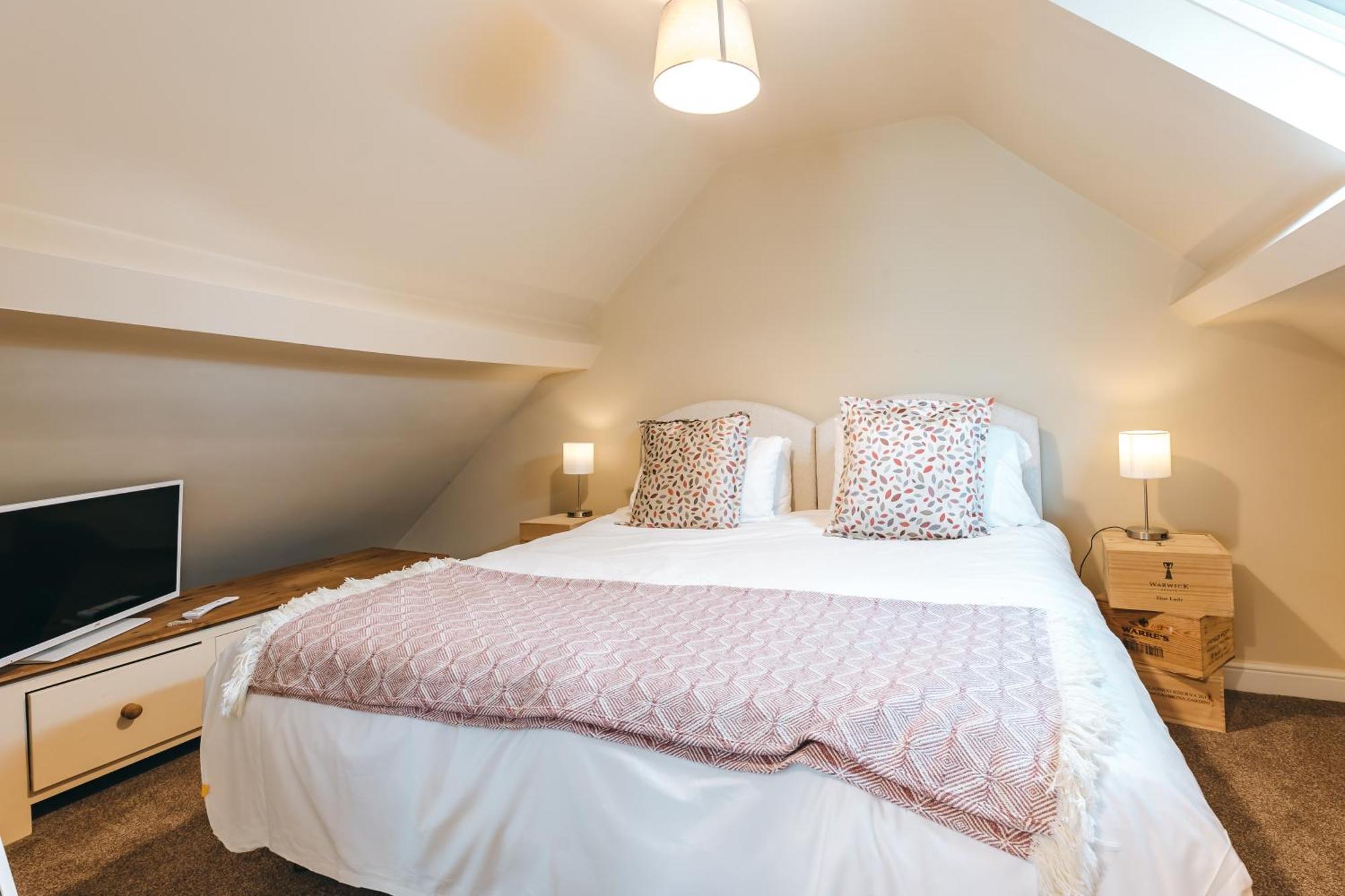 High Grosvenor House With Rose And Heath Cottages Bridgnorth Exterior photo